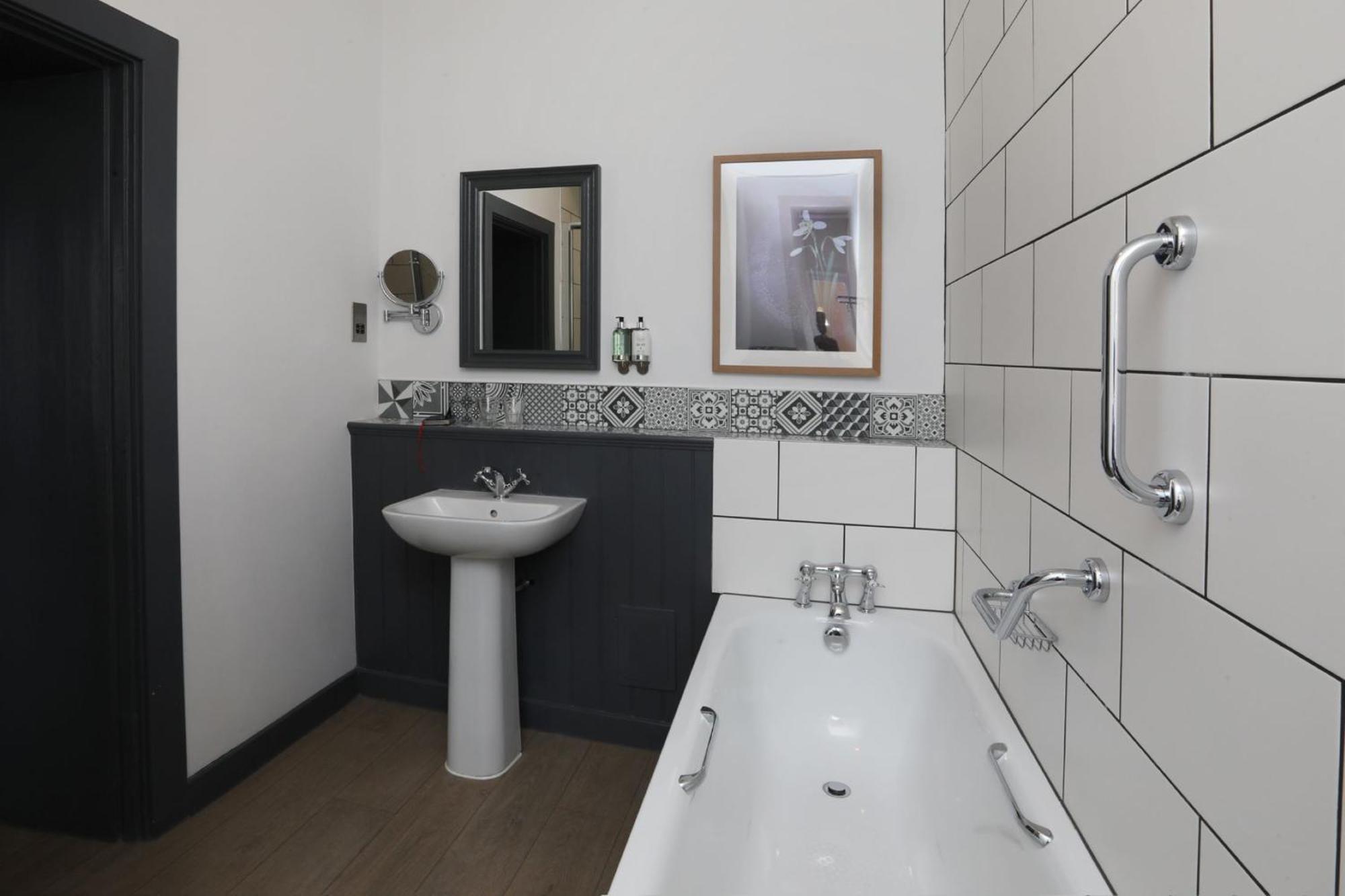 The Harrogate Inn - The Inn Collection Group Экстерьер фото